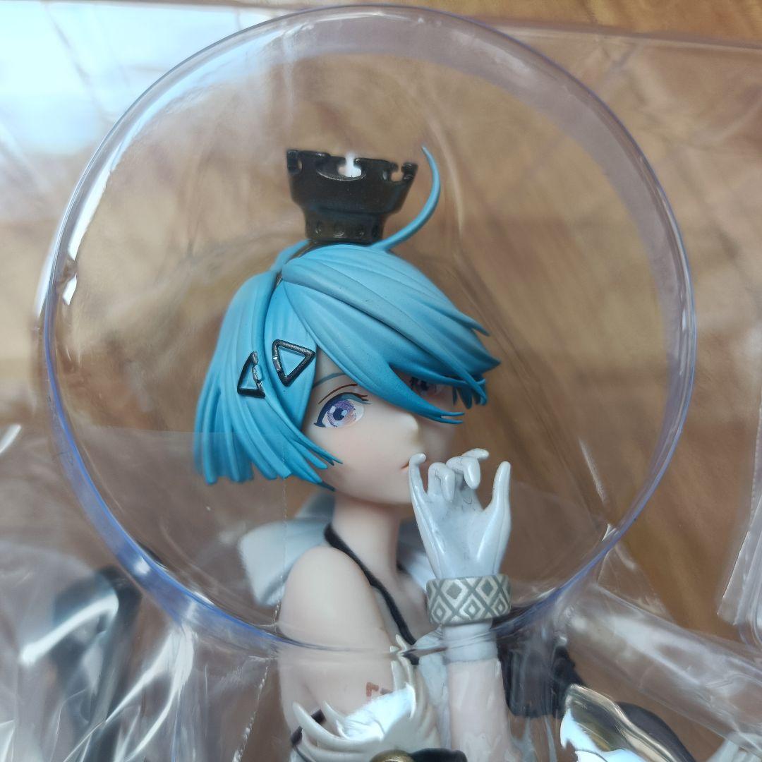 ドルフロ　Zas M21 ホワイトクイーン Ver. 1/8　完成品フィギュア