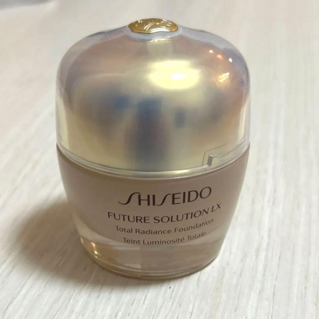 SHISEIDOクリームファンデーションオークル10 SHISEIDO（資生堂） グレイシィ モイストクリーム ファンデーション