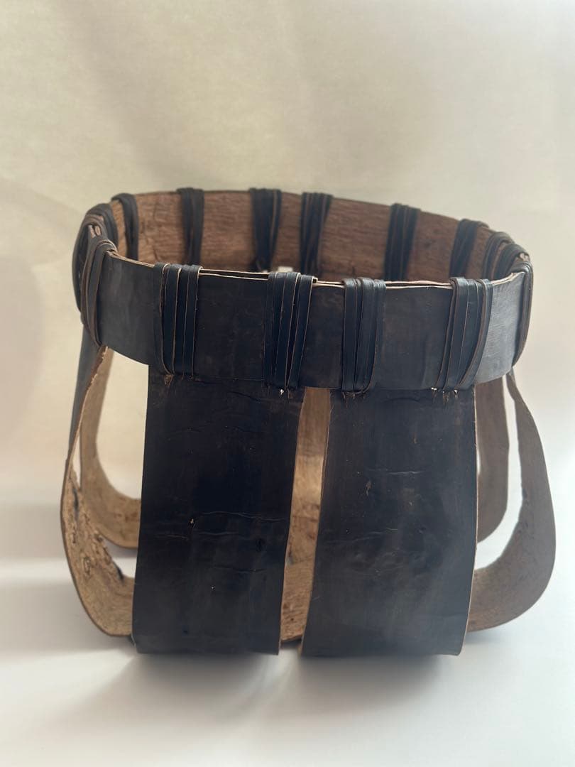 【最終値下げ】渡辺萌　クルミ樹皮　かご