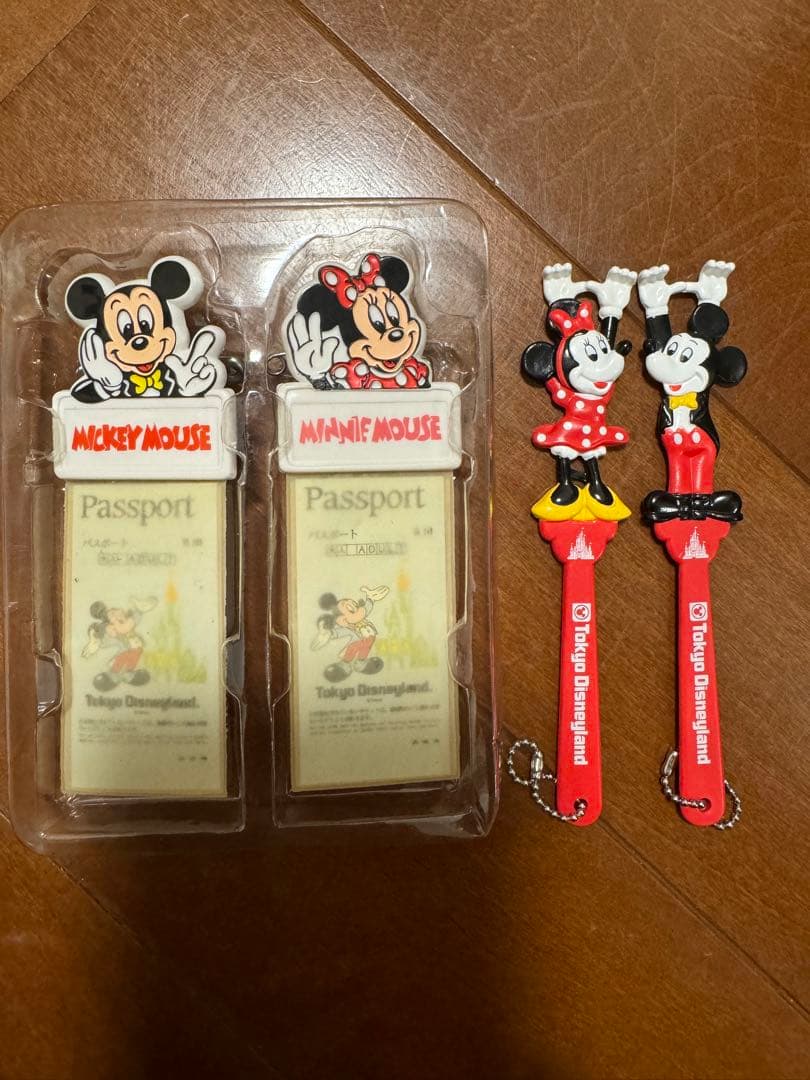 ディズニー　東京ディズニーランド　25周年 ミニチュアコレクション 希少 東京ディズニーシー、25周年限定のカプセルトイ発売決定。周年アートの