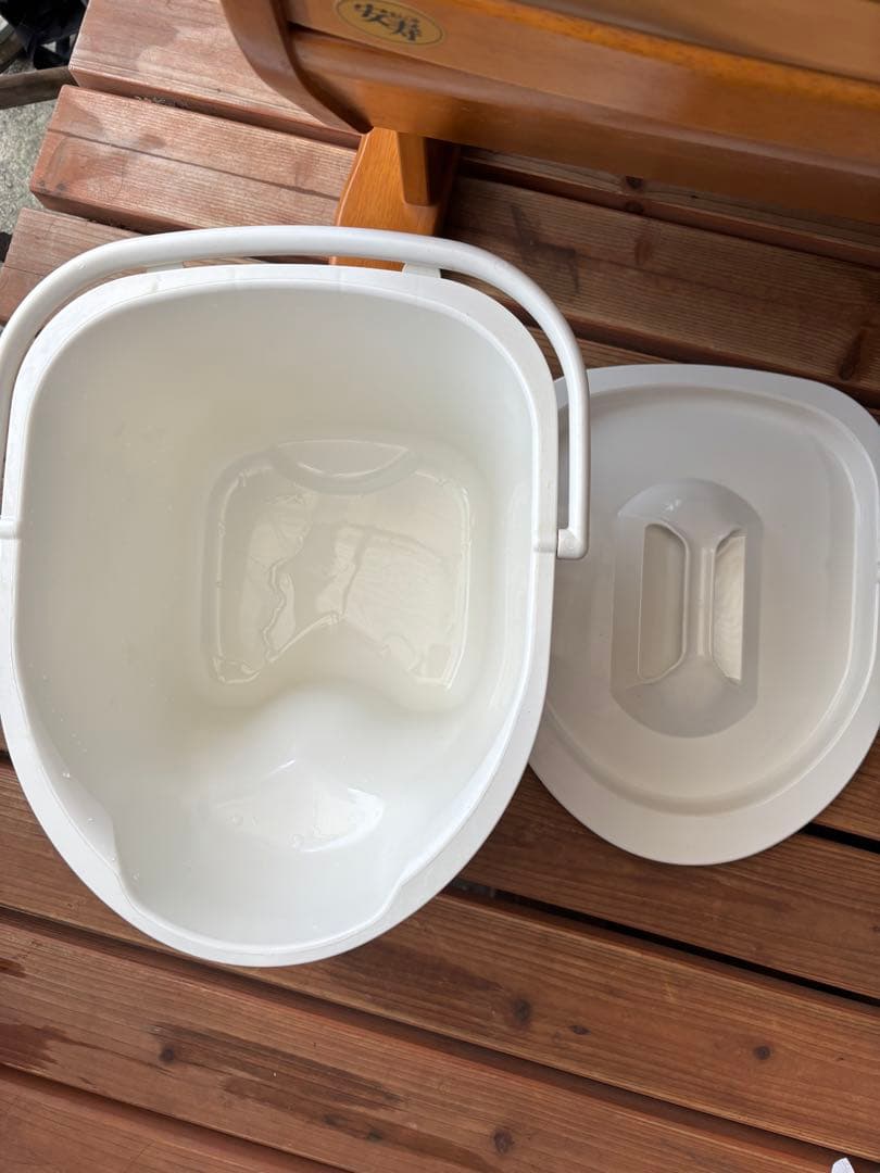 安楽 ポータブルトイレ 木製フレーム