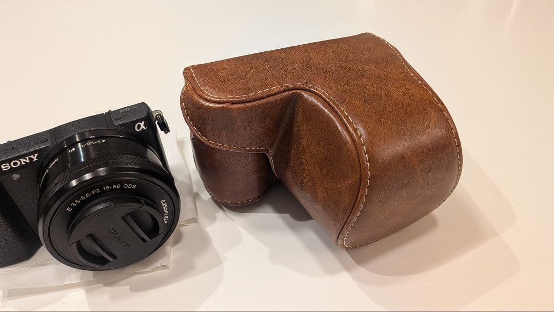 【ねここと】SONY α5100 E 3.5-5.6/PZ 16-50