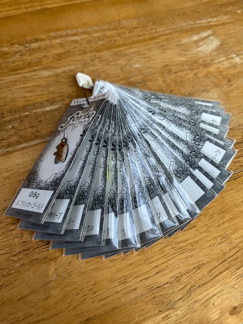 ベルベットアーツ フォルテ 0.6g 全色20枚セット L108205329 - ルアー