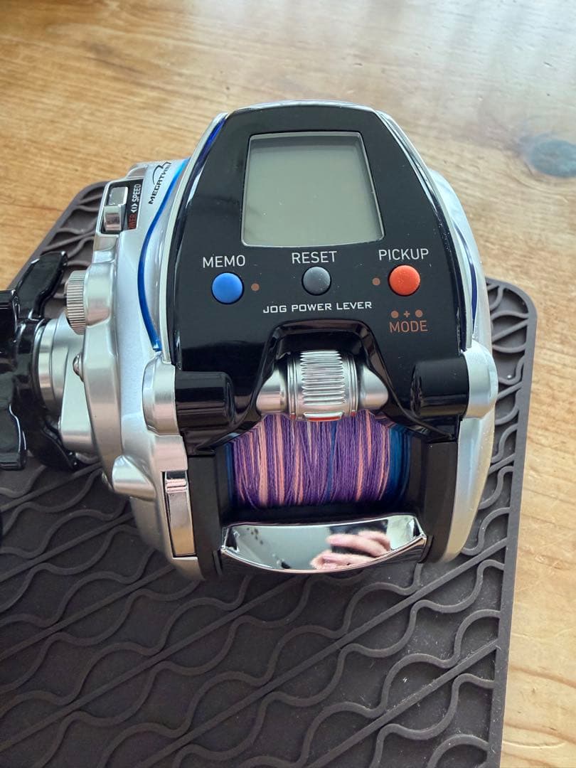 SEABORG 300MJ-L電動リール シルバー/ブルー