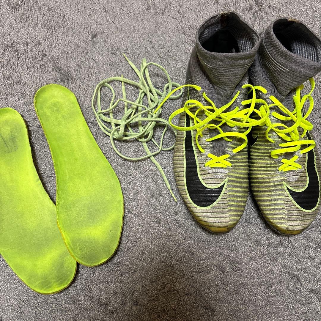 値*し様 サッカースパイク　マーキュリアル　スーパーフライ　v トップモデル　廃 ナイキ】サッカースパイク マーキュリアル スーパーフライ V FG