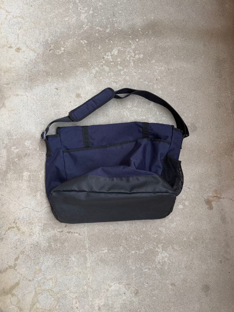 00s y2k OLD NAVY messenger bag