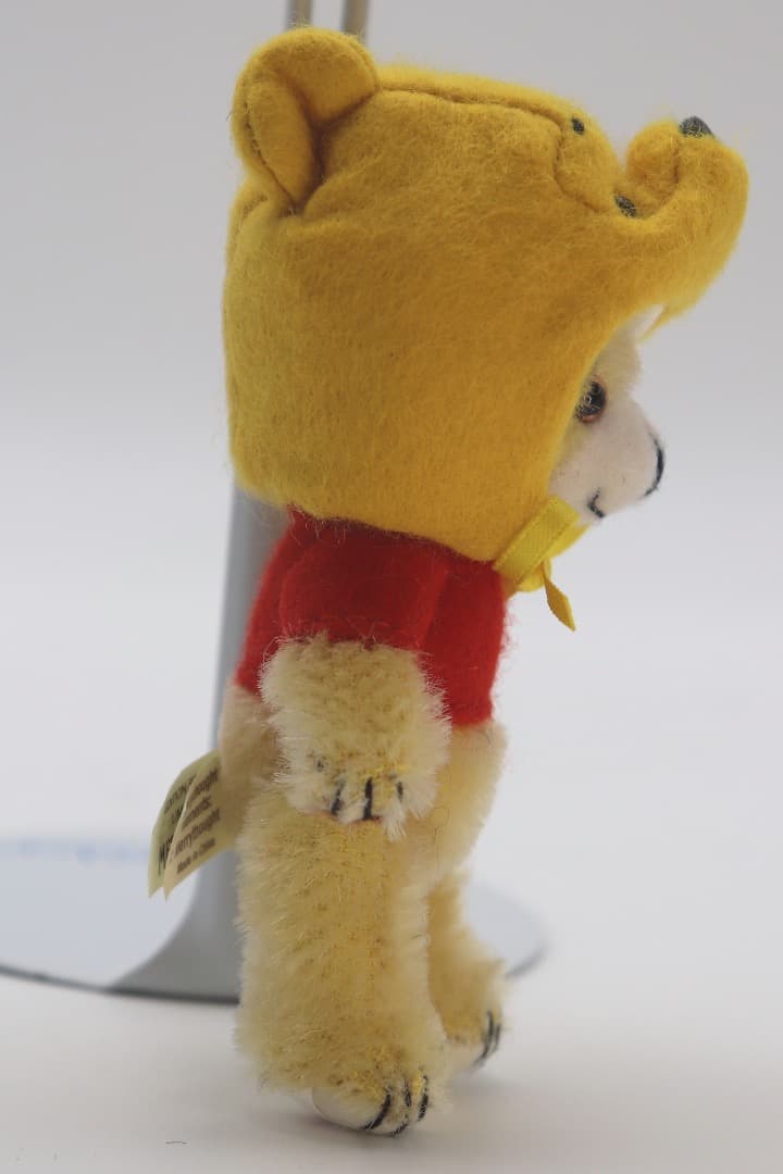 Winnie the Poohメリーソー 9cmミニチュアサイズくまのプー72番
