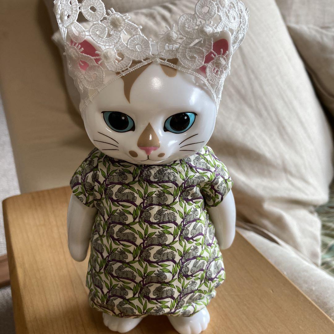 ヒグチユウコ こはるちゃんのお洋服 - メルカリ