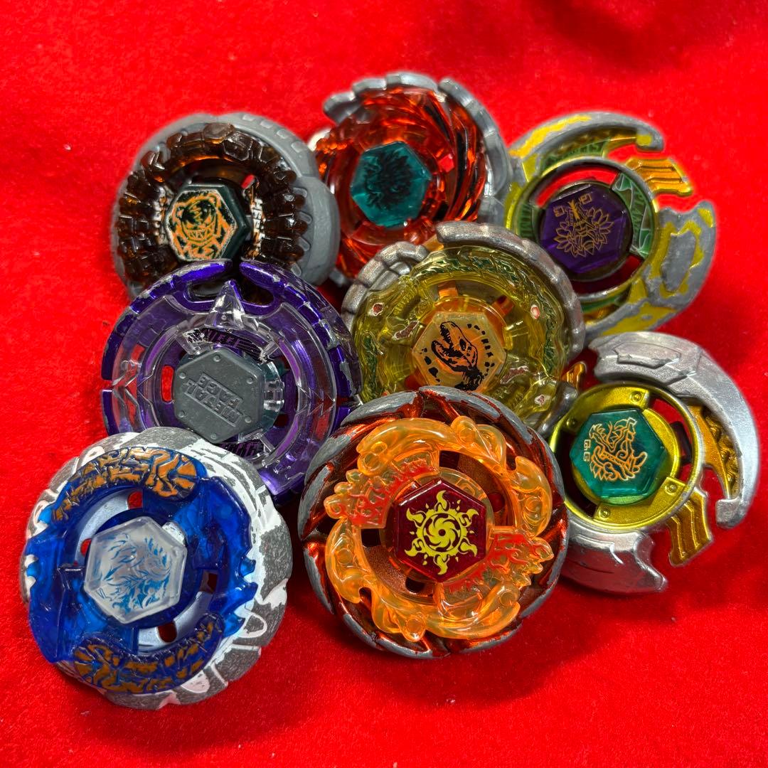 メタルファイトベイブレード 【限定ベイ8個セット‼️】 DS スタジアム