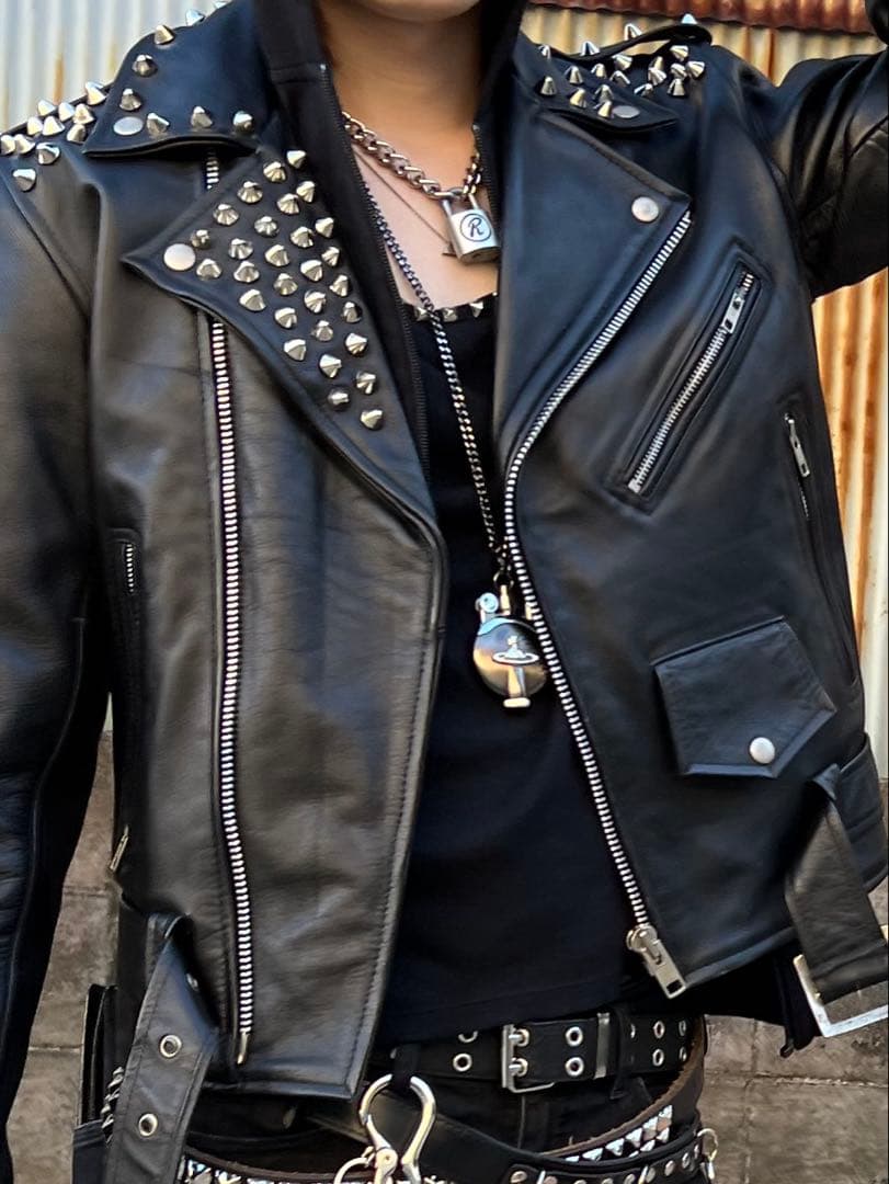 鋲ジャン スタッズ パンク 革ジャン レザージャケット - メルカリ