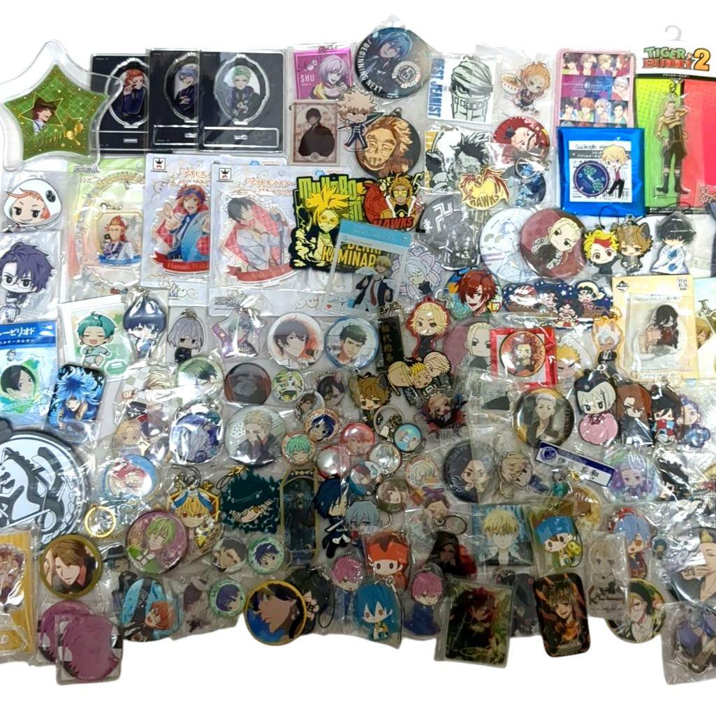 アニメ・キャラクターグッズ まとめ 缶バッジ アクスタ アクキー 女性向け