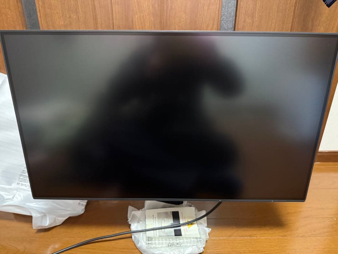 FlexScan EV3285-BK [31.5インチ ブラック] 1108時間 FlexScan EV3285 4K UHD (3840 x 2160) Stand Monitor | EIZO