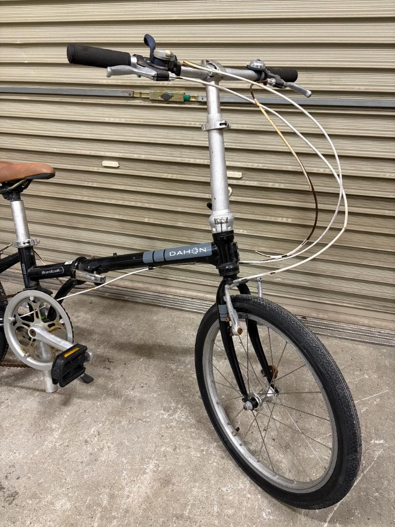 DAHON ダホン Boardwalk D7 タイヤ新品 ブレーキ交換推奨 - メルカリ