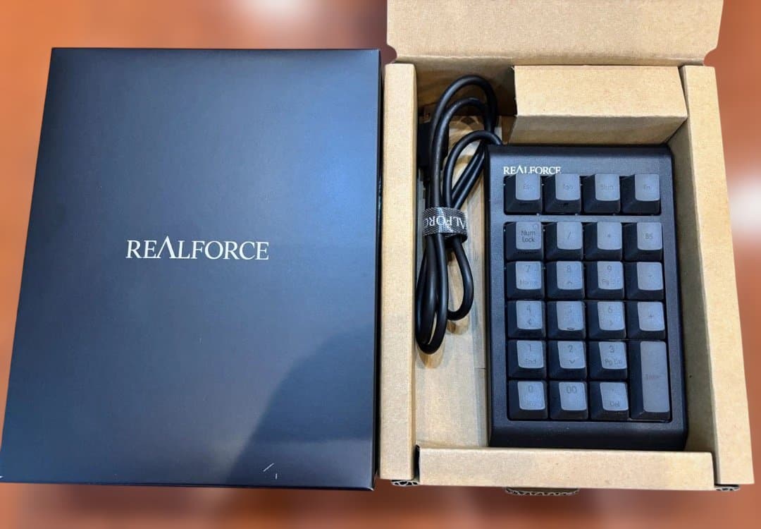 美品：REALFORCE TUX11 テンキー USB接続 ブラック - メルカリ