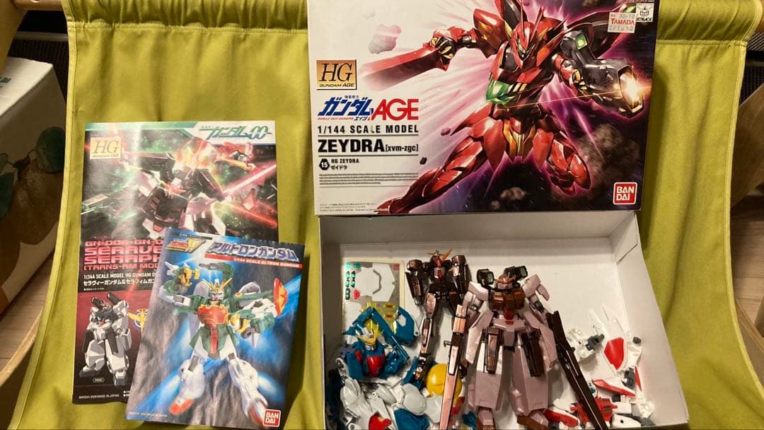 再再再値下げガンプラまとめ売り約30体ガンダム AGE 00ダブルオー フルドド