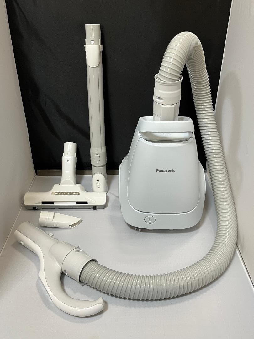 Panasonic MC-PJ24A-A 紙パック式掃除機 5年保証付 新品同様 楽天市場】紙パック式掃除機 クリーナー 掃除機 コード付き