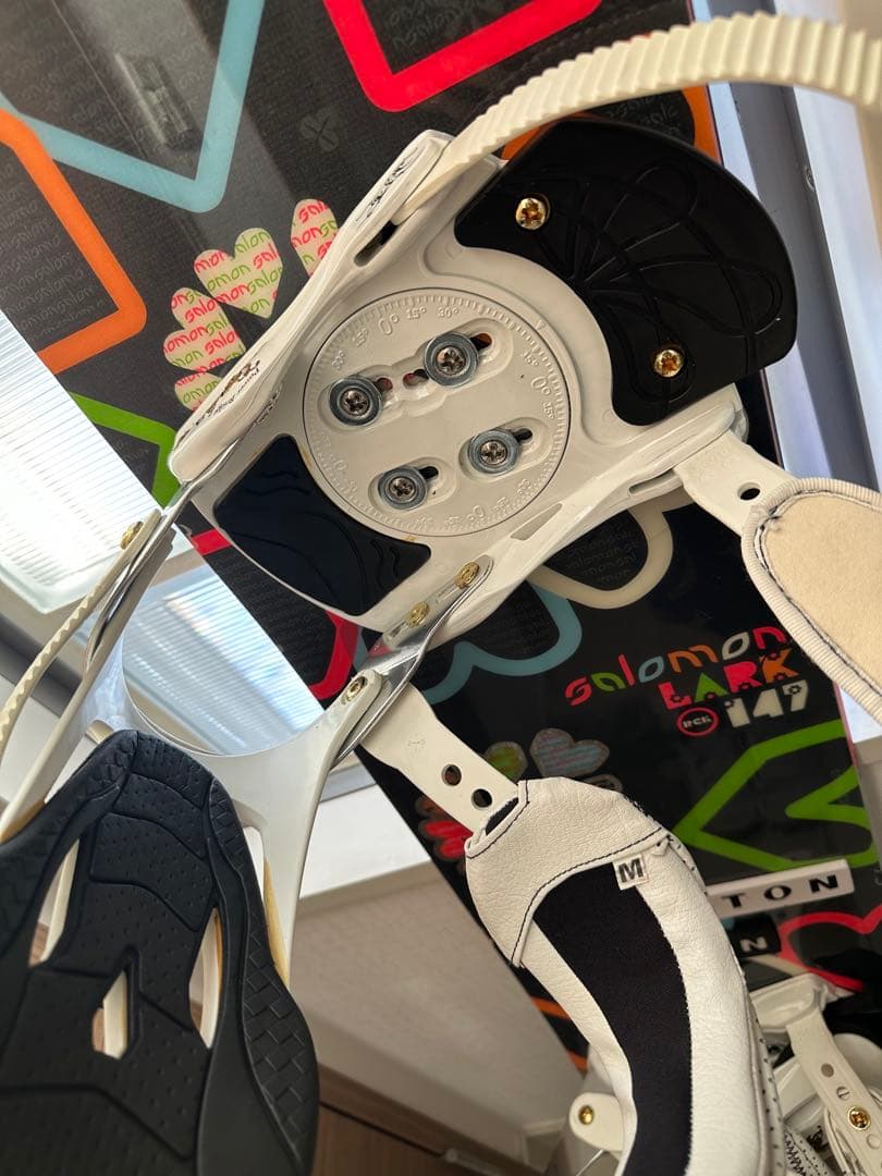 サロモン スノーボード Lark 147 おまけ3点付き - メルカリ
