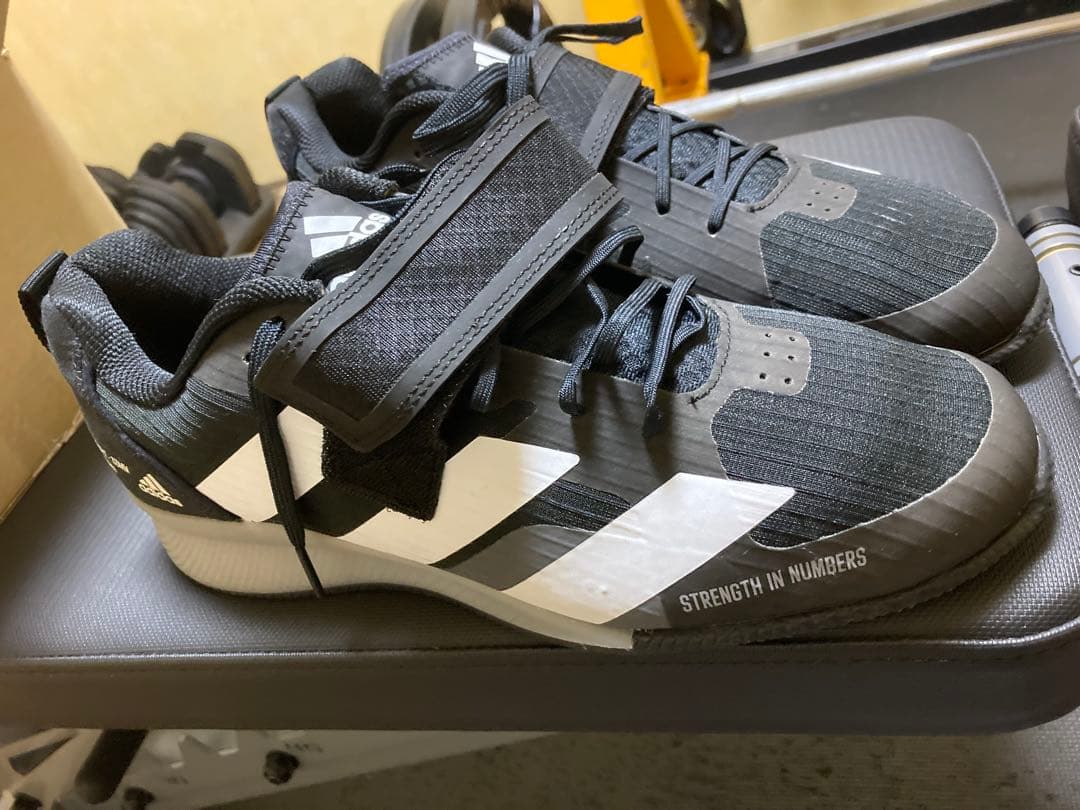 アディパワー3、28.5cm、adidas スクワットシューズ