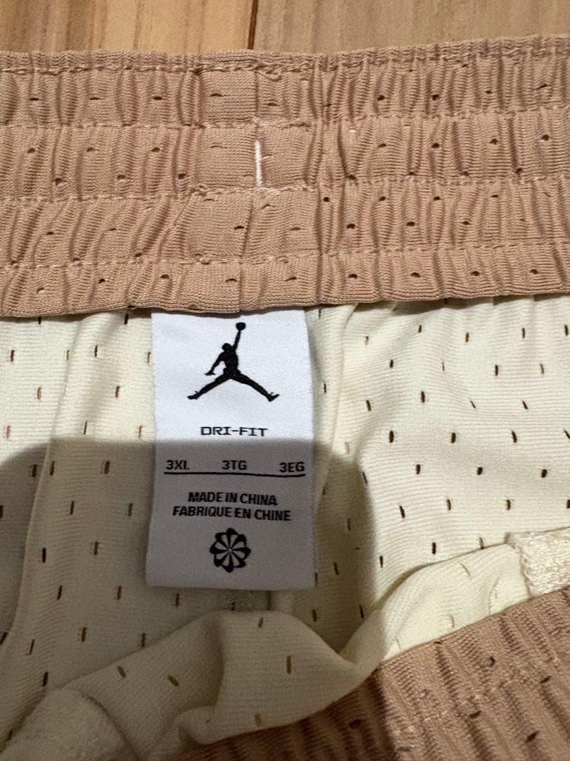 ナイキ ジョーダン ダイヤモンド ショートパンツ 3XL セイルカラー 即