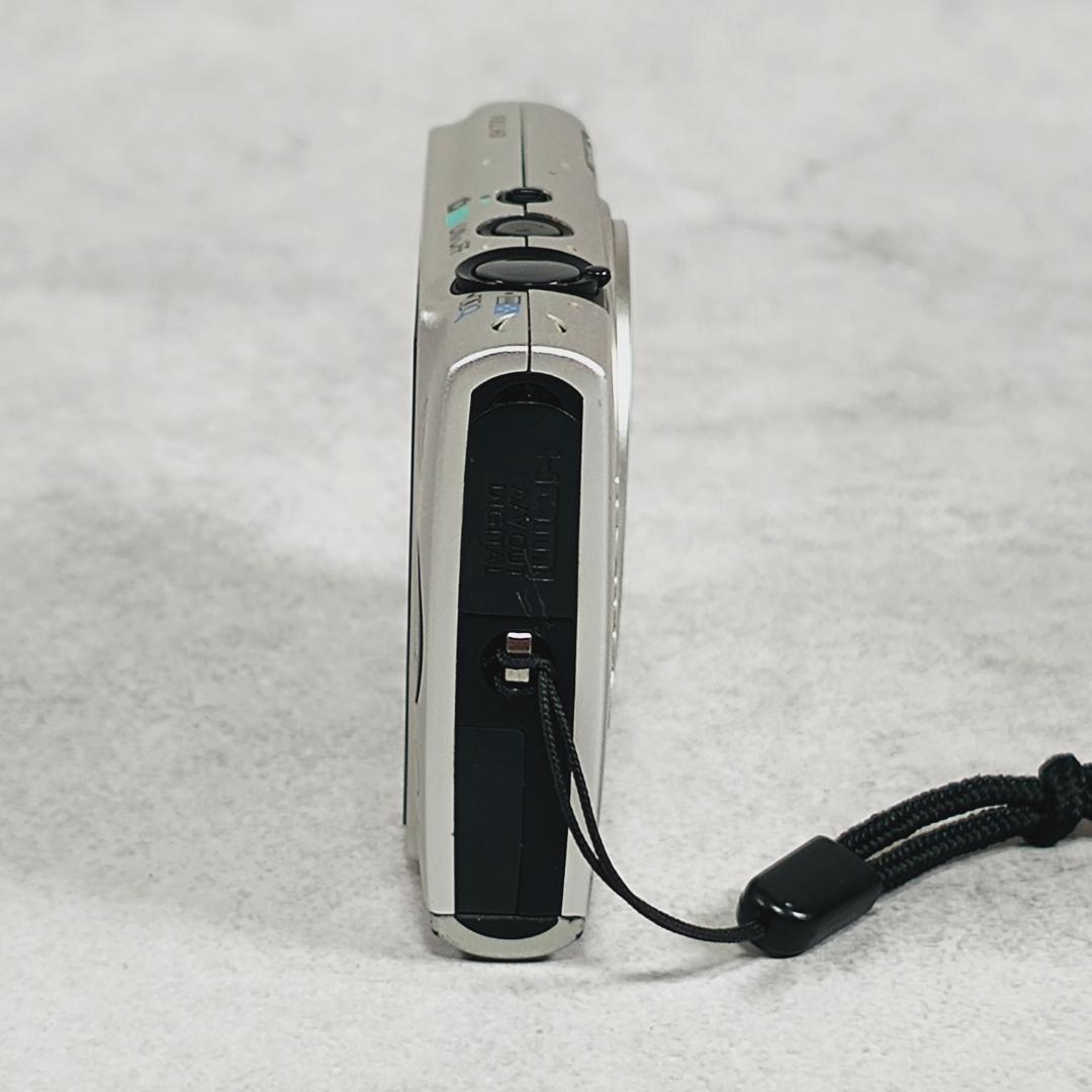 Canon PowerShot ELPH 110 HS 液晶ひび割れあり - メルカリ