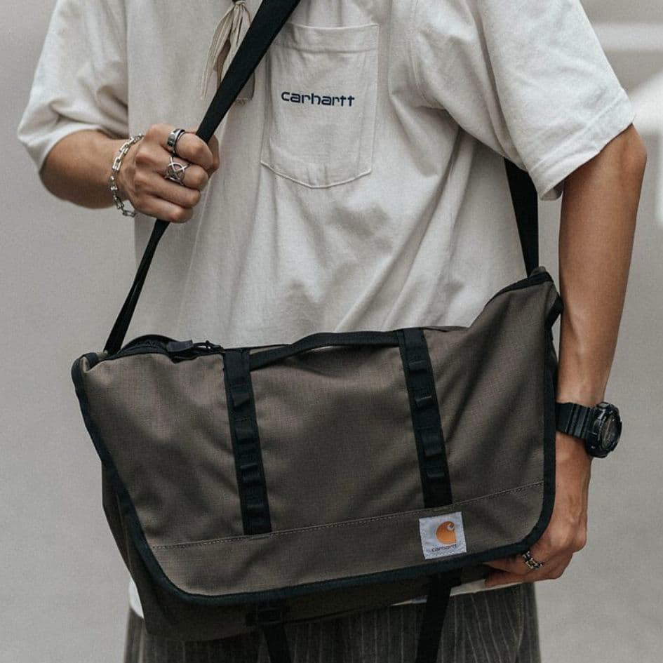 カーハート カーゴシリーズ Carharttメッセンジャーバッグ/Tarmac