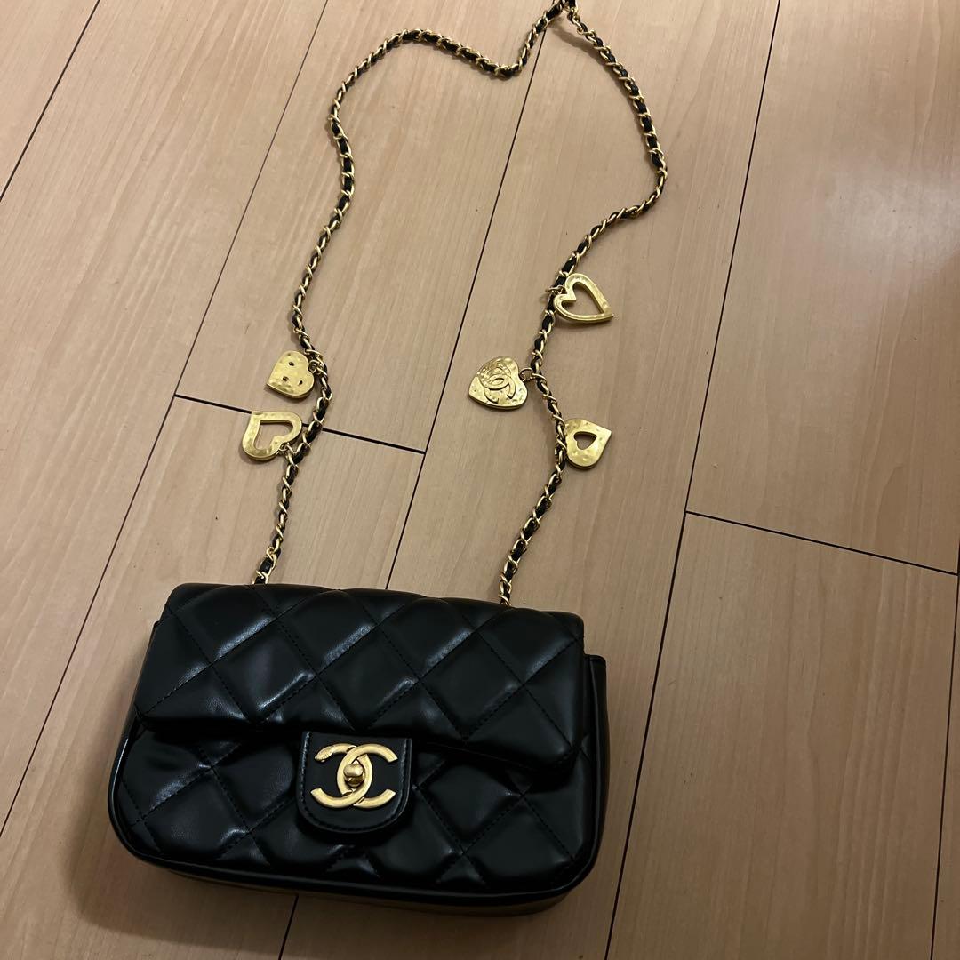 CHANEL ブラック キルティングバッグ　VIPノベルティ 未使用 CHANEL ノベルティ キルティングバッグ BOX型 持ち手付き