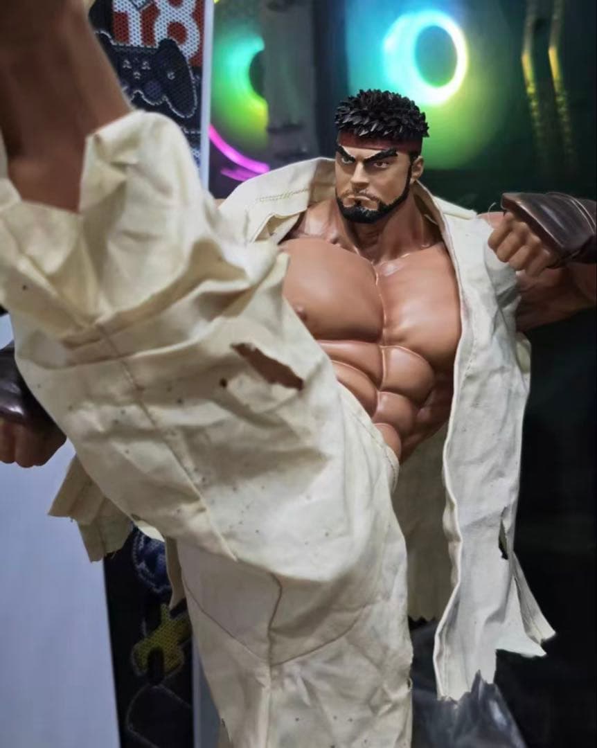 ストリートファイター kokoshi リュウ スタチュー フィギュア - メルカリ