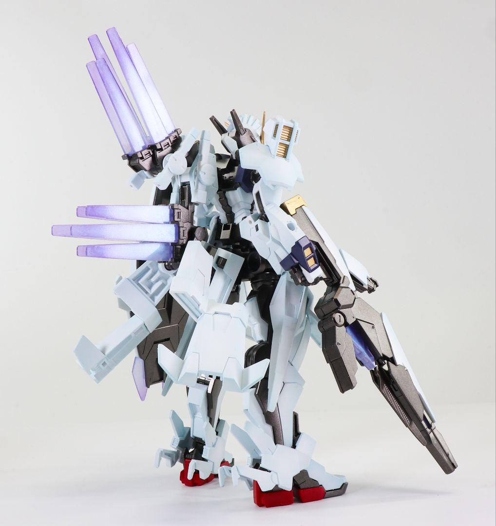 [組立済塗装品]HG機動戦士ガンダムエイト ガンダムジリウス プレミアムバンダイ