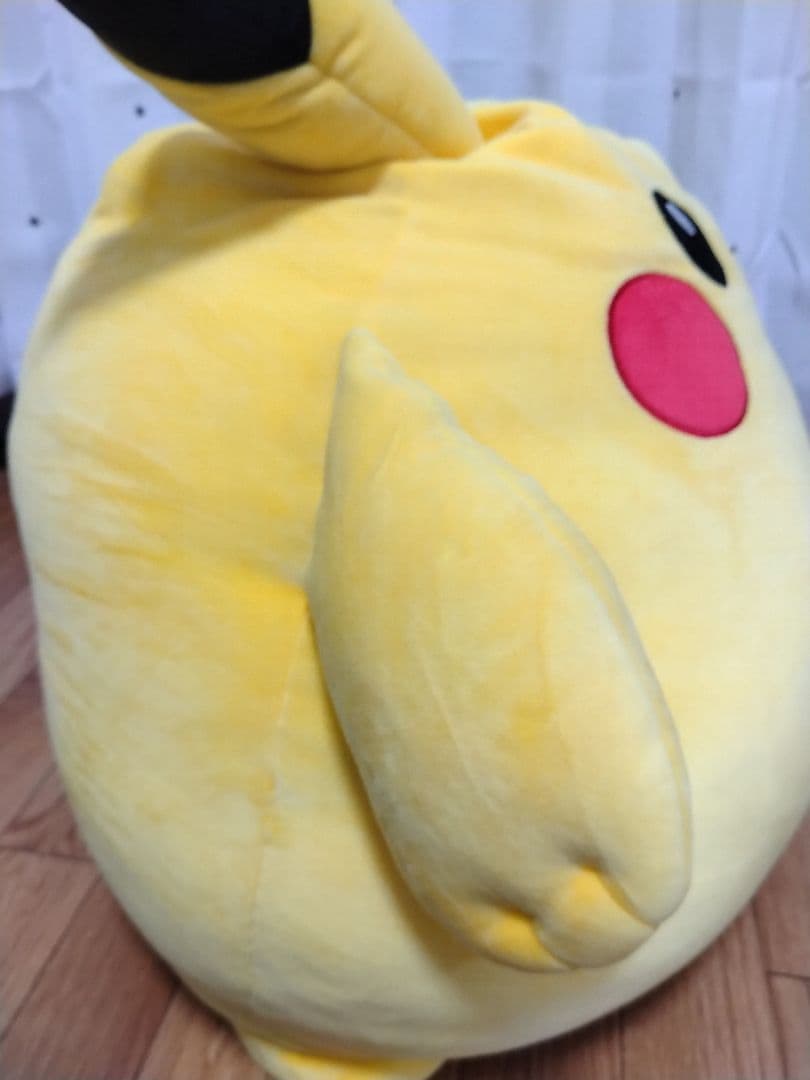 ピカチュウモチモチぬいぐるみBIG　希少