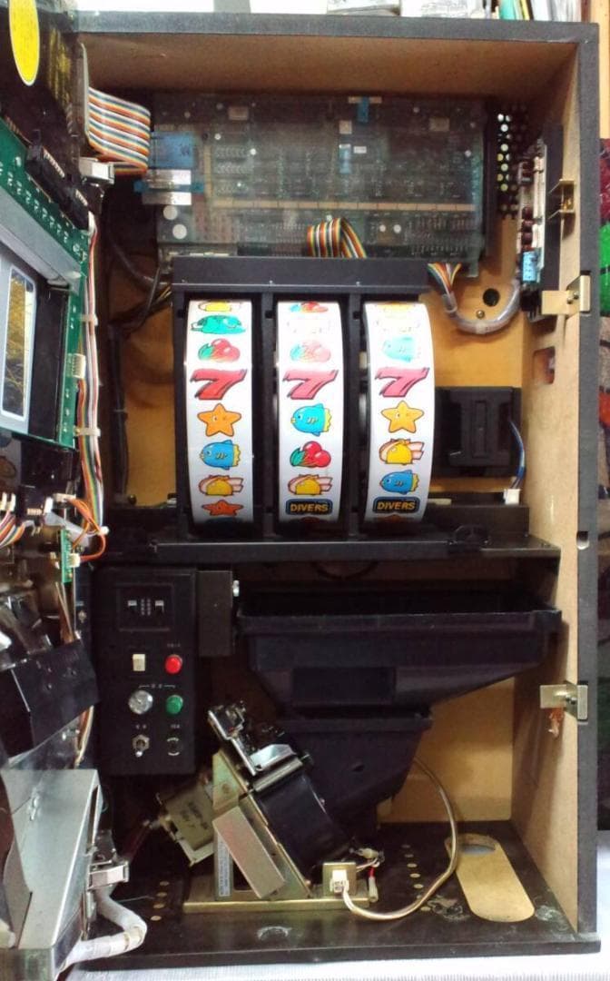 ☆NEMOKEN☆様専用】山佐☆ダイバーズXX【コイン不要機付】4号機