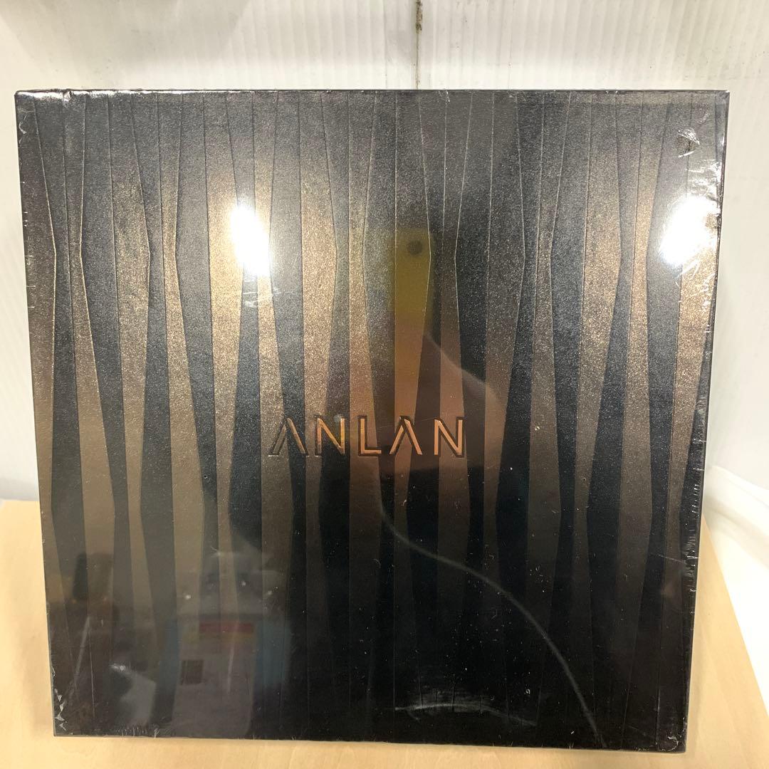 未開封　ANLAN RF温冷美顔器PRO ANLAN 多機能温冷美顔器 PRO 1台9役 EMS 温冷ケア 3色光エステ 15枚