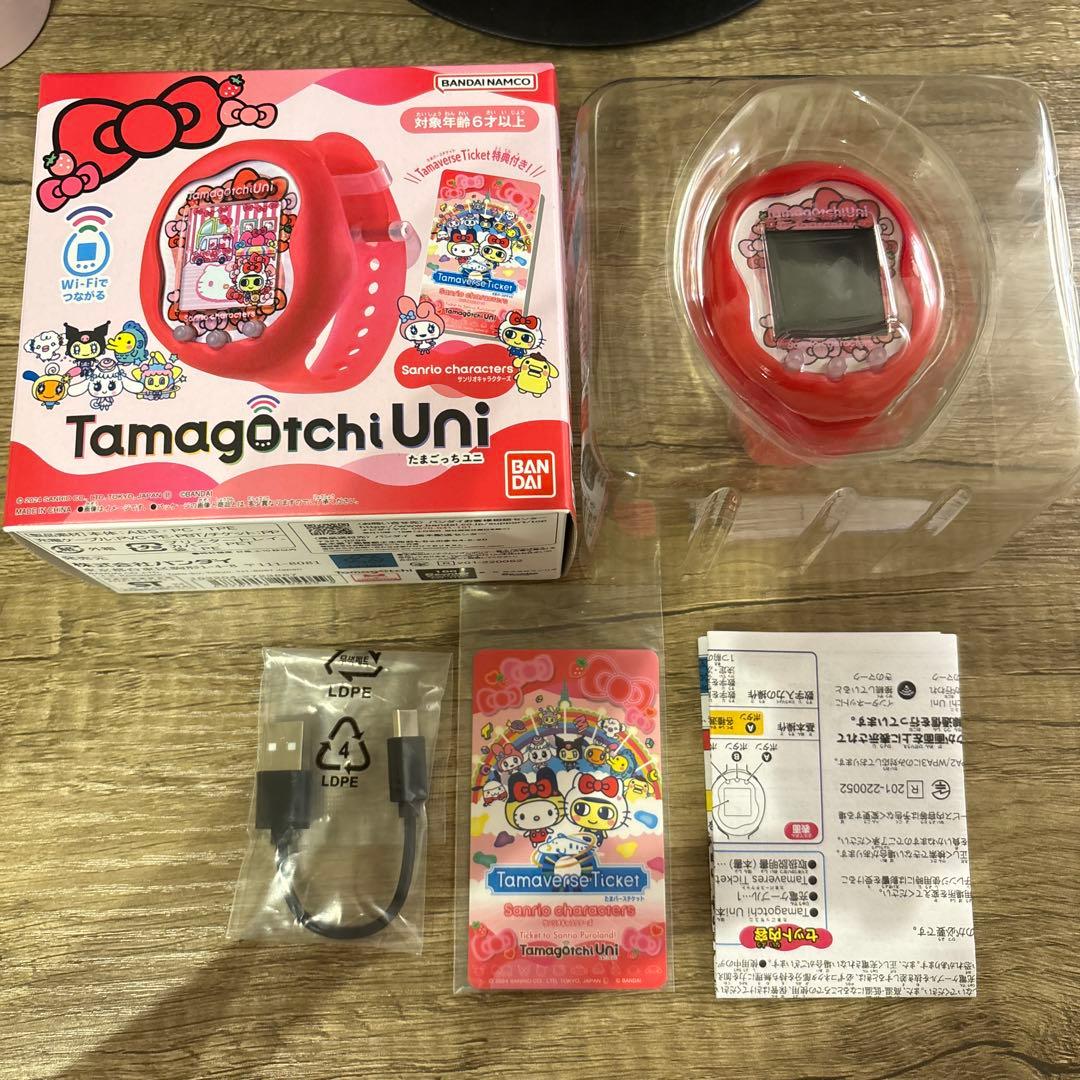 最終値下げ！Tamagotchi Uni サンリオキャラクターズ　バンダイナムコ