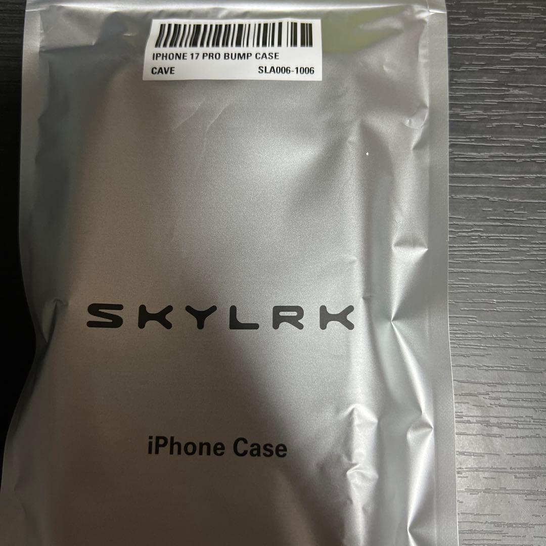 skylrk スカイラーク iPhone 17proケース - メルカリ