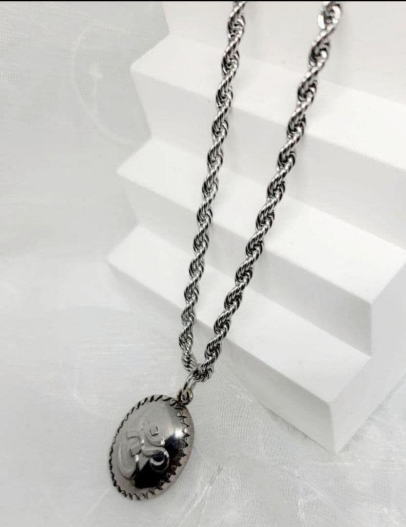 オームペンダント ヒンドゥー教 マハデオム シヴァ神 藤井風ネックレス