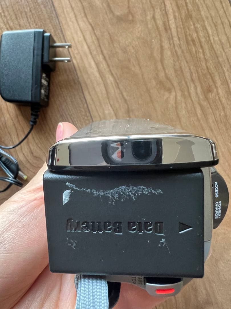 JVC Victor Everio GZ-E770-S シルバー ビデオカメラ L108928317