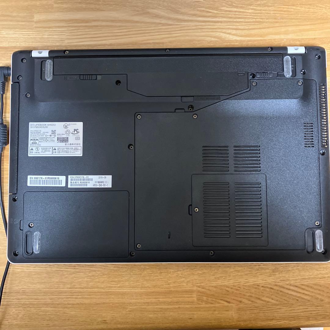 富士通 LIFEBOOK AH53/U 人気の白 Core i7