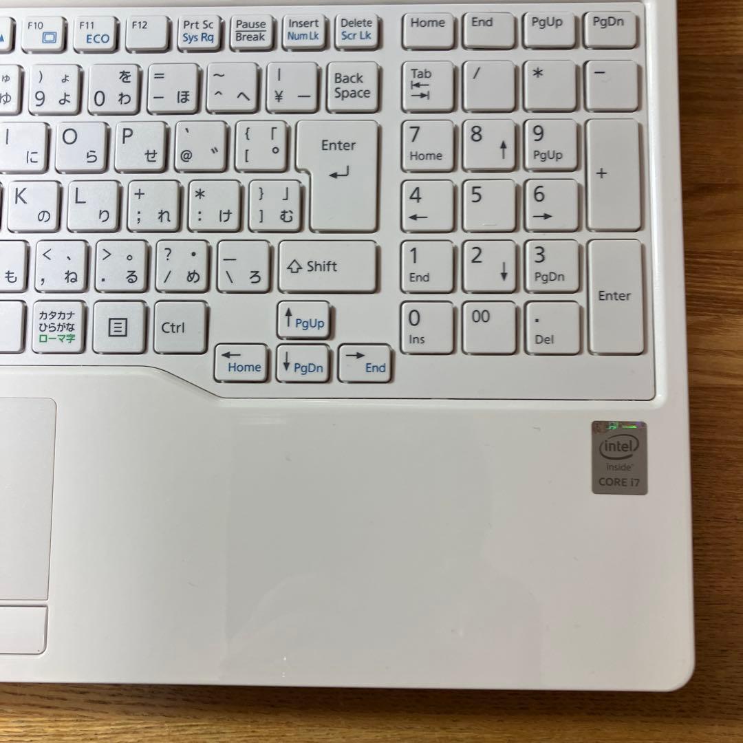 富士通 LIFEBOOK AH53/U 人気の白 Core i7