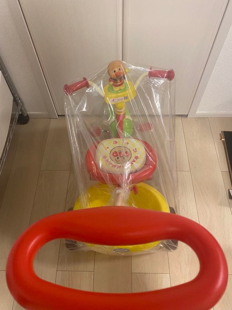 【美品】アンパンマン 三輪車 持ち手付き