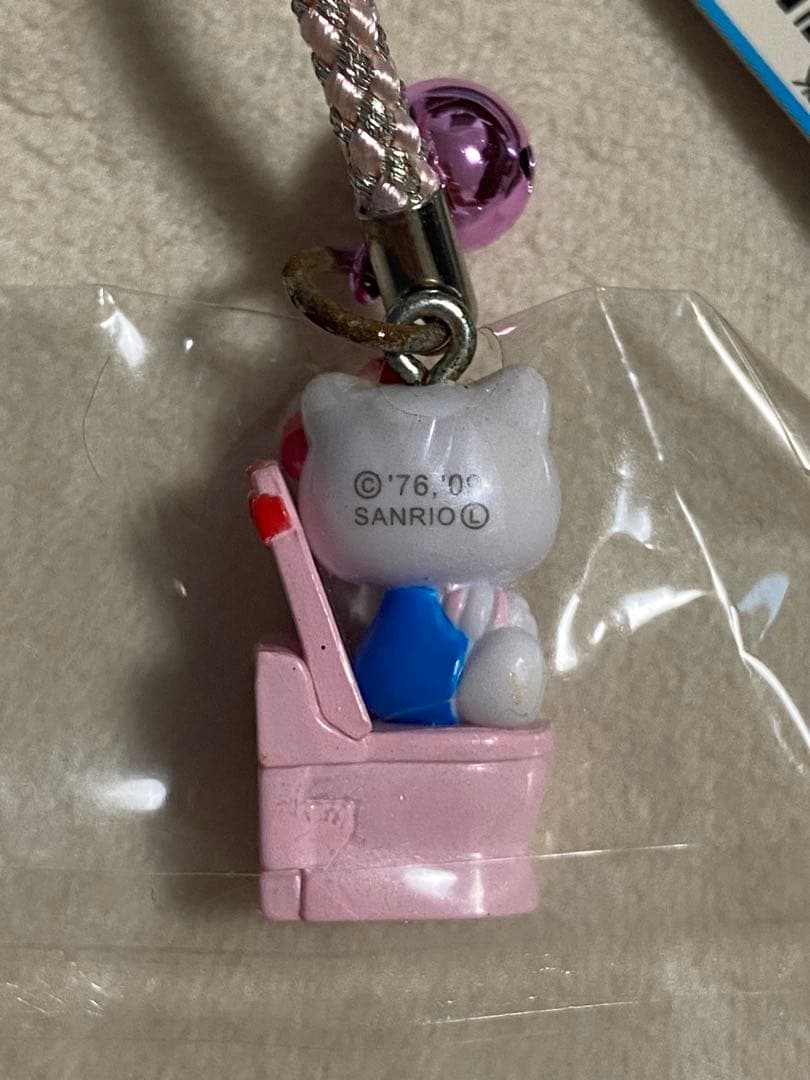 レア ハローキティ 刈谷ハイウェイオアシス限定 デラックストイレ