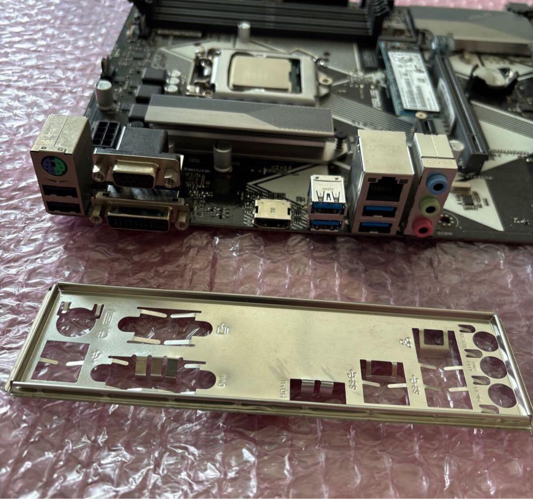 ASUSマザーi7-9700 3.00GHz / SSD256GB セット