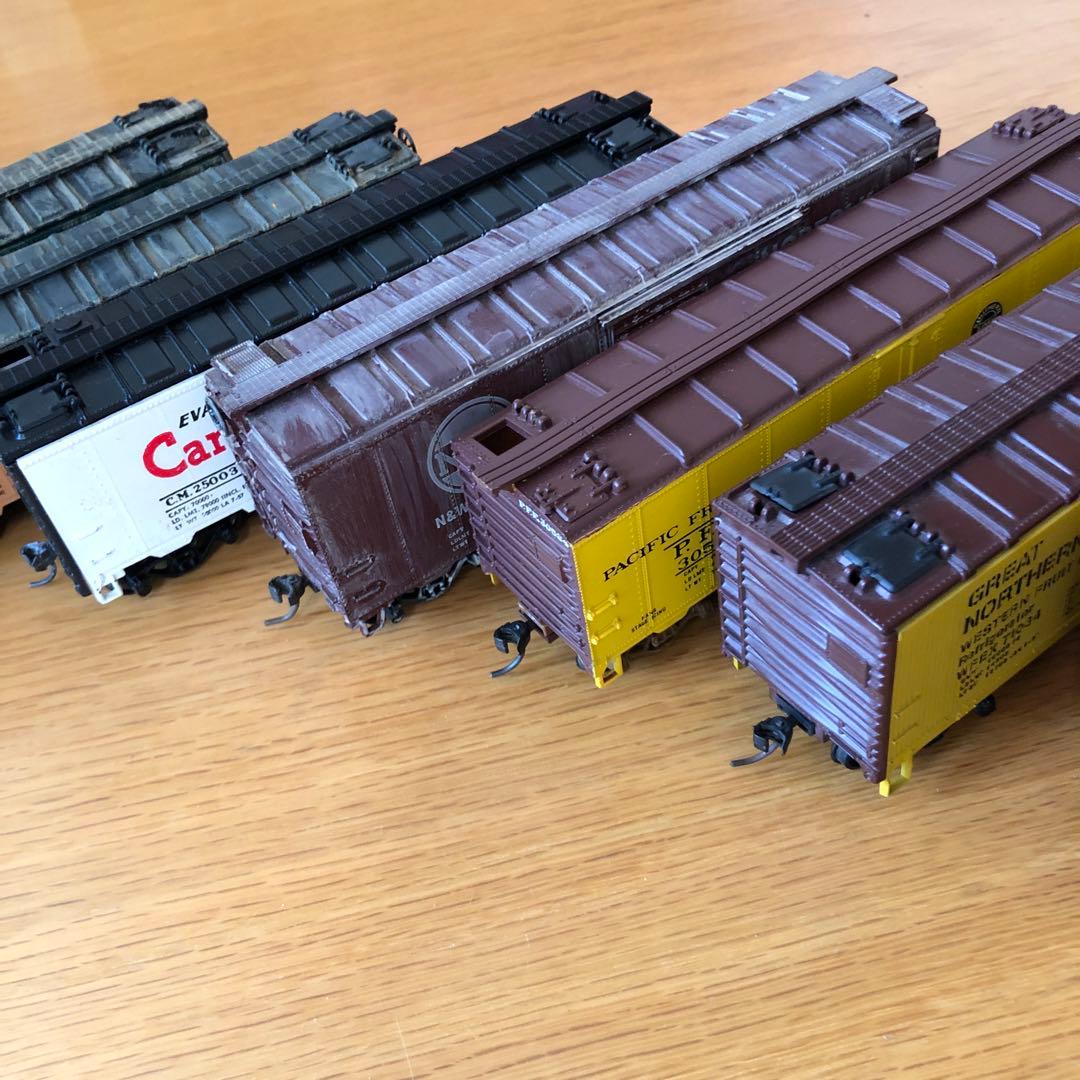 HOゲージ米国型貨物車両９両セット