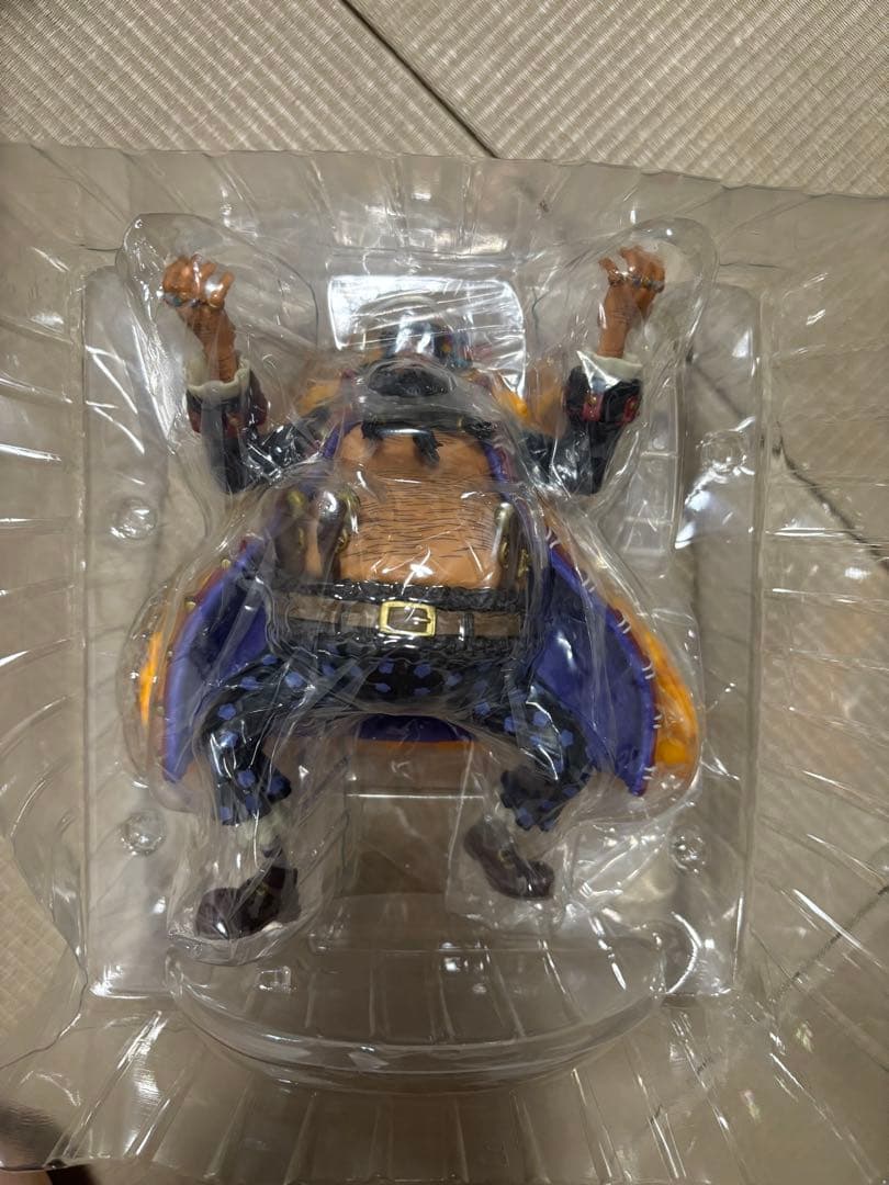 一番くじ　MASTERLISE 新四皇　シャンクス & ティーチ&バギー&ルフィ