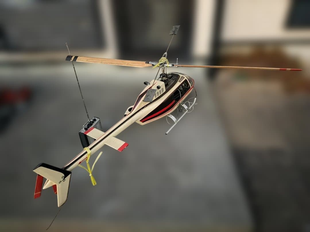 60エンジン　ラジコンヘリ(ジャンク)