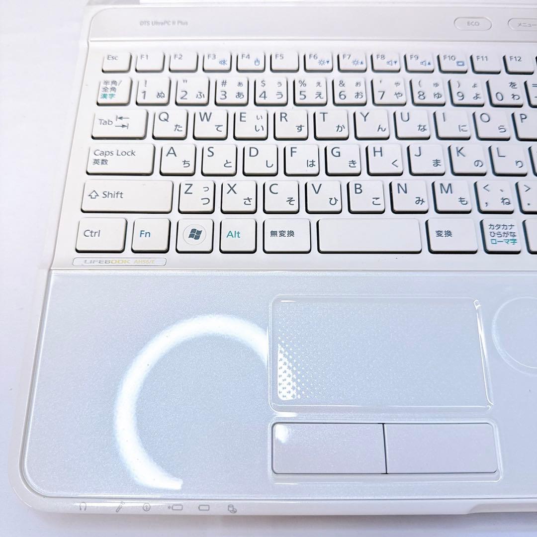 訳あり破格❤️ホワイトノートパソコン❤️大人気富士通❤️Windows11