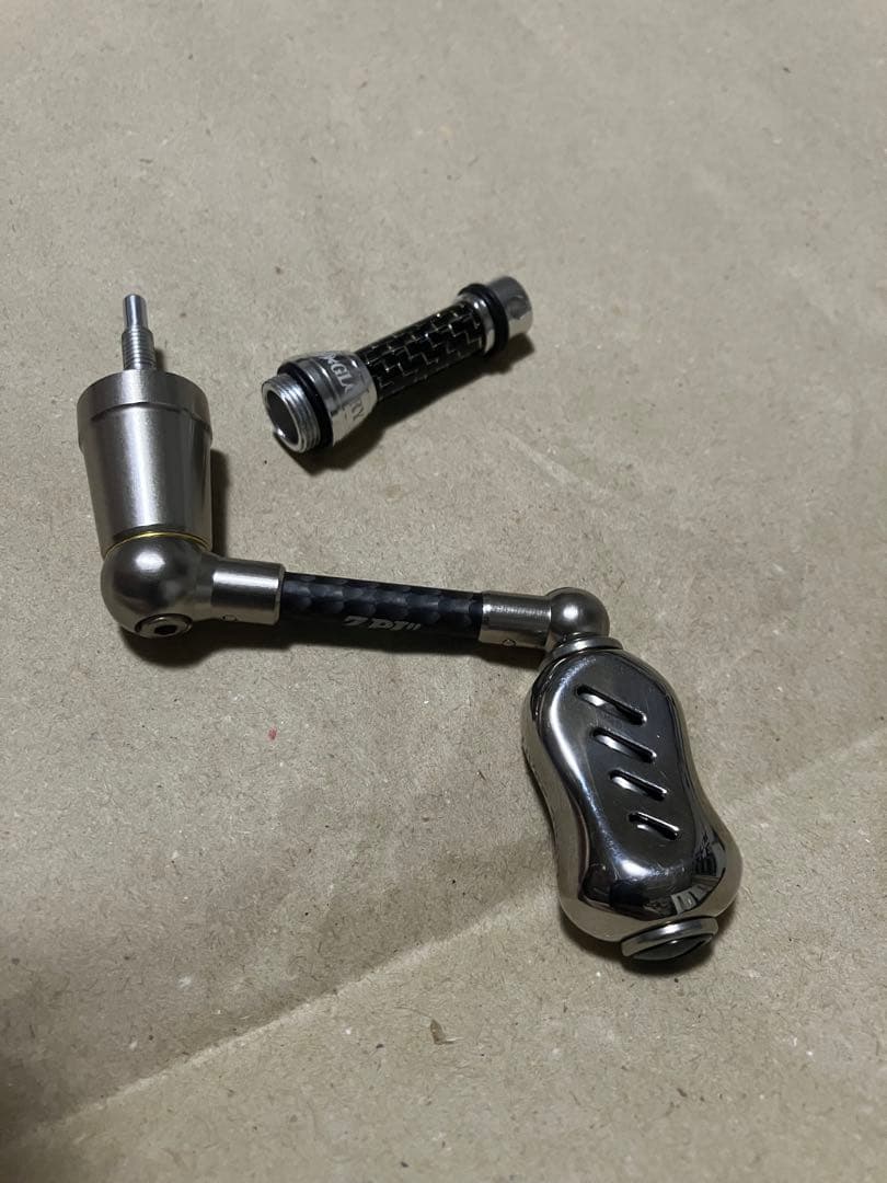 ZPI RMR カスタムカーボンハンドル　シマノ　50mm リブレ　フィーノ ZPI] RMR Single Carbon Handle for SHIMANO / DAIWA (Bass Fishing