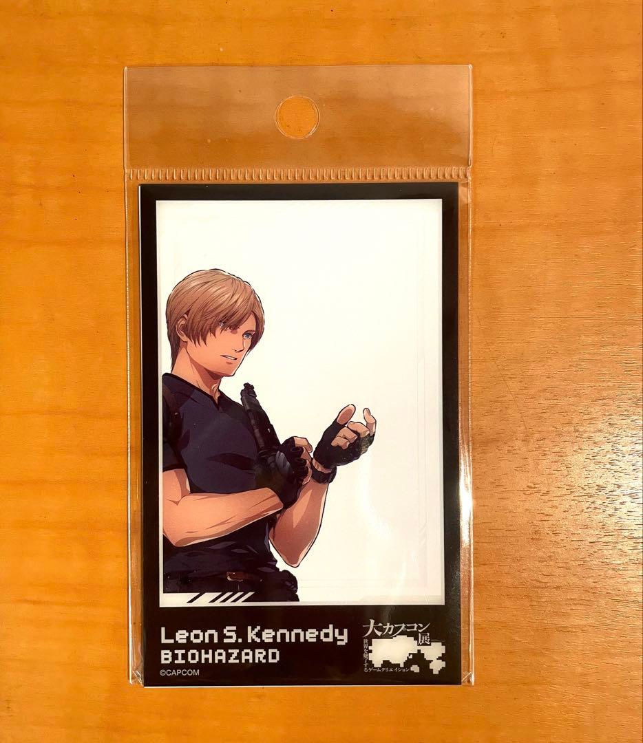 大カプコン展 バイオハザード レオン 5点 アクスタ ステッカー