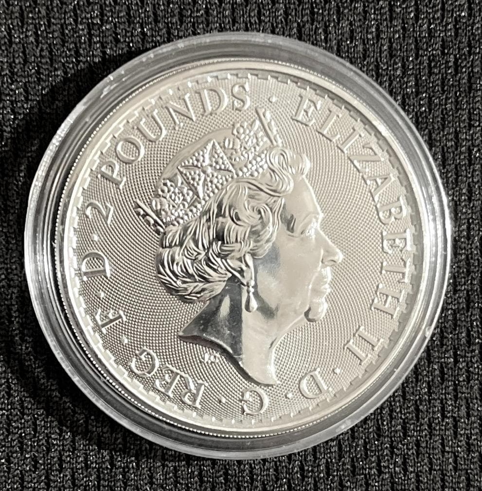20021年 1oz シルバー ブリタニア コイン イギリス エリザベス - メルカリ