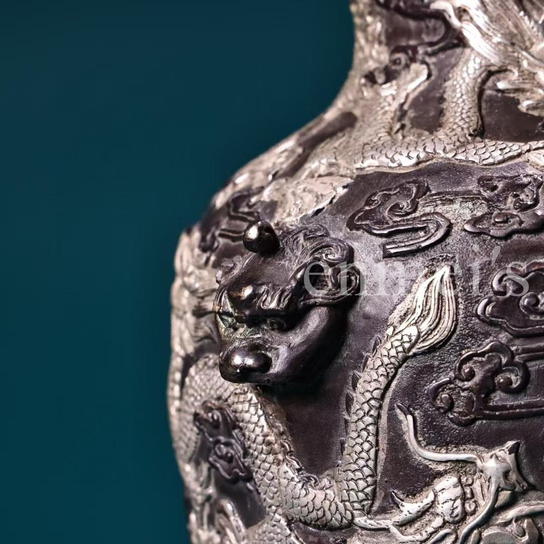 中国古美術・旧蔵・純銅鎏銀盤龍の花瓶・鏨刻・置物・純手彫り・禮品