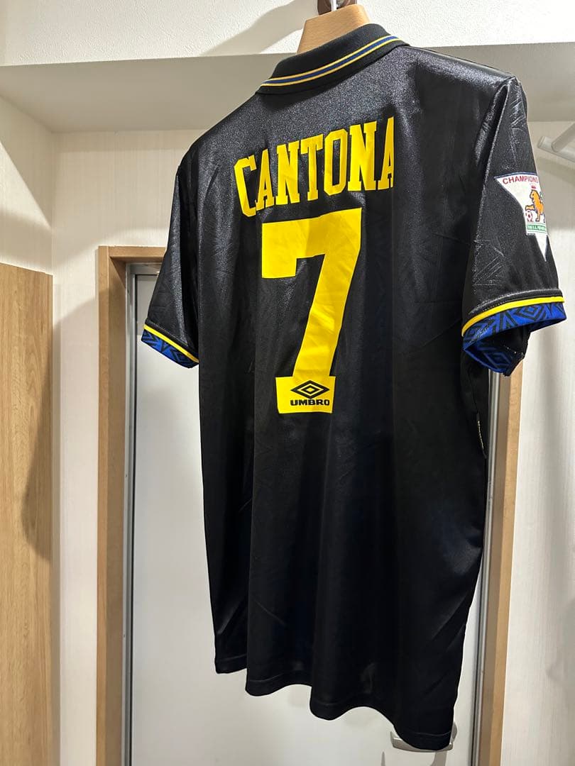 専用】マンチェスターユナイテッド ユニフォーム No.7 カントナ - メルカリ