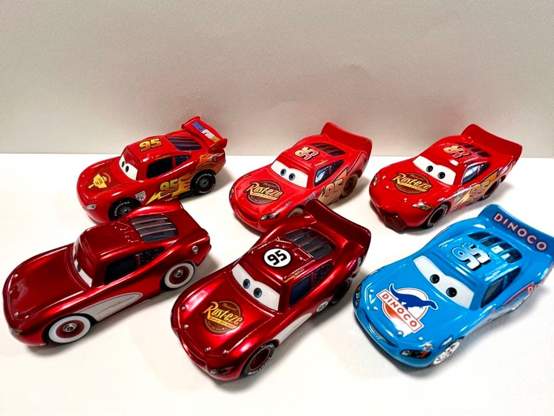 ディズニー カーズ ミニカー ライトニング マックイーン 6台セット